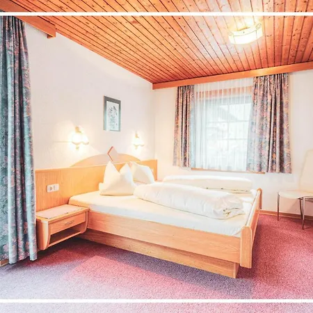 Gutshof - Urlaubsresort Hafele St. Jakob in Defereggen Exterior foto
