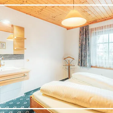 Gutshof - Urlaubsresort Hafele St. Jakob in Defereggen Exterior foto